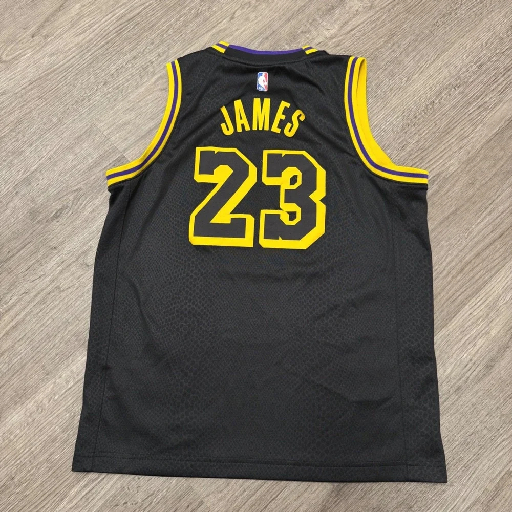 Nike LeBron James Lakers City Edition Mamba‎ Jersey 23 Kids Large Black BY1P